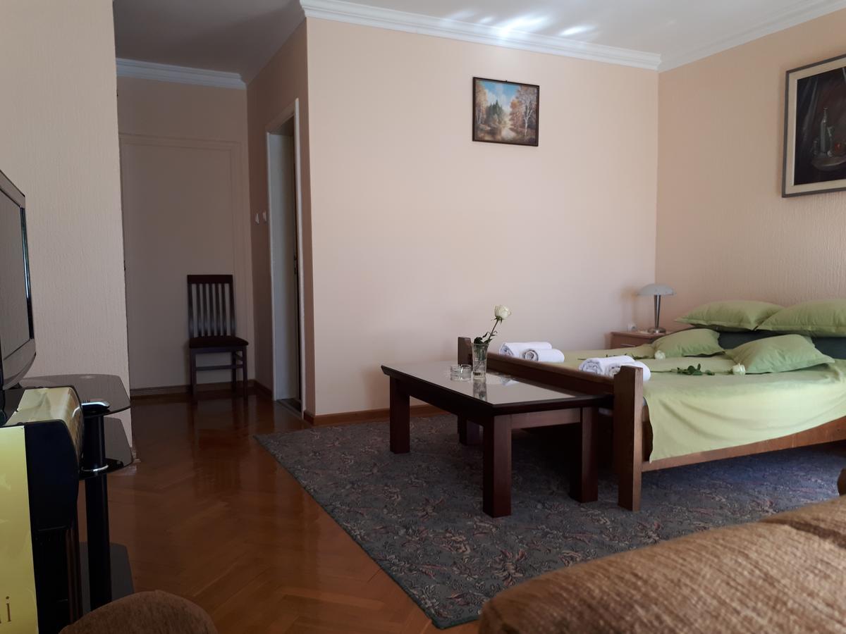 Business Club Selenca Bed & Breakfast Bac Екстериор снимка